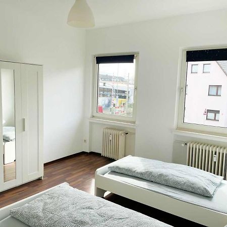 Apartment With 3 Rooms In Hürth Exterior foto