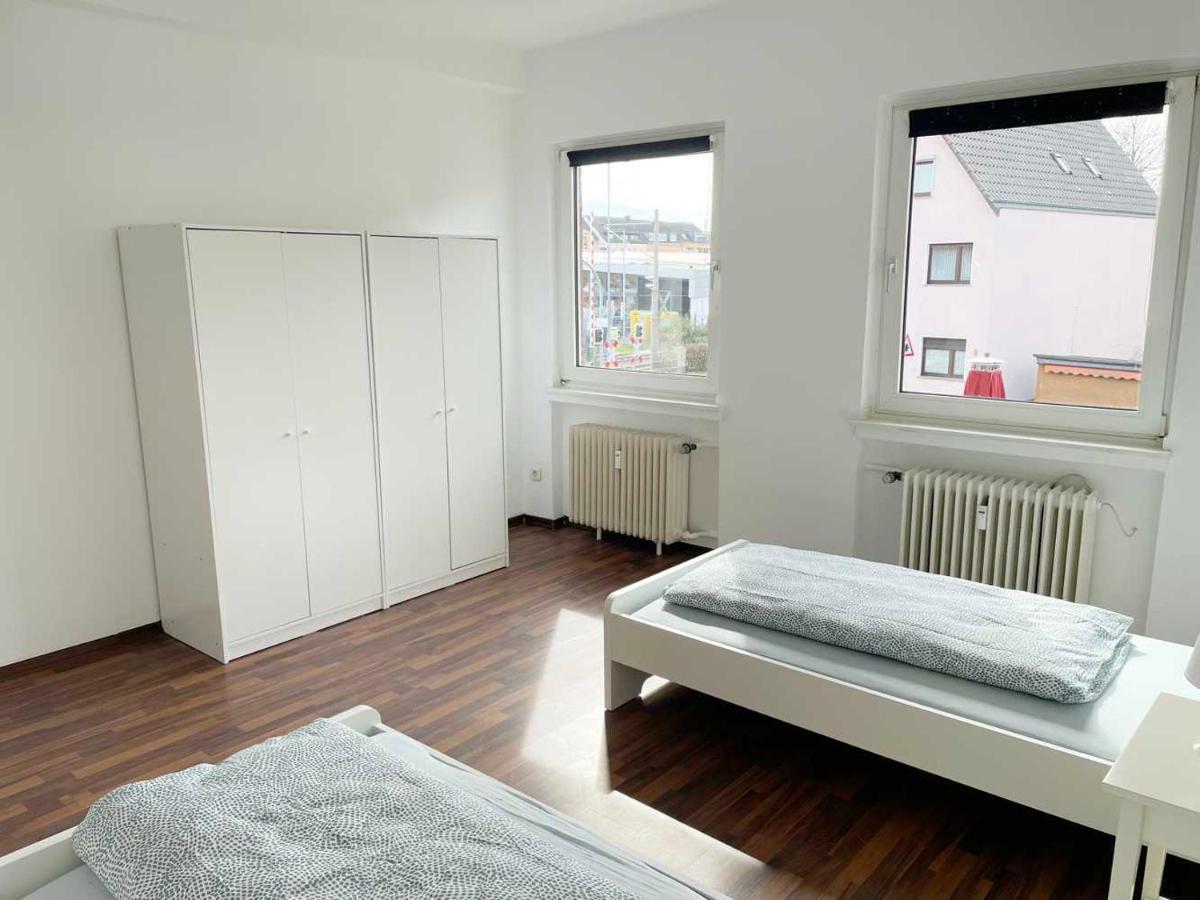 Apartment With 3 Rooms In Hürth Exterior foto