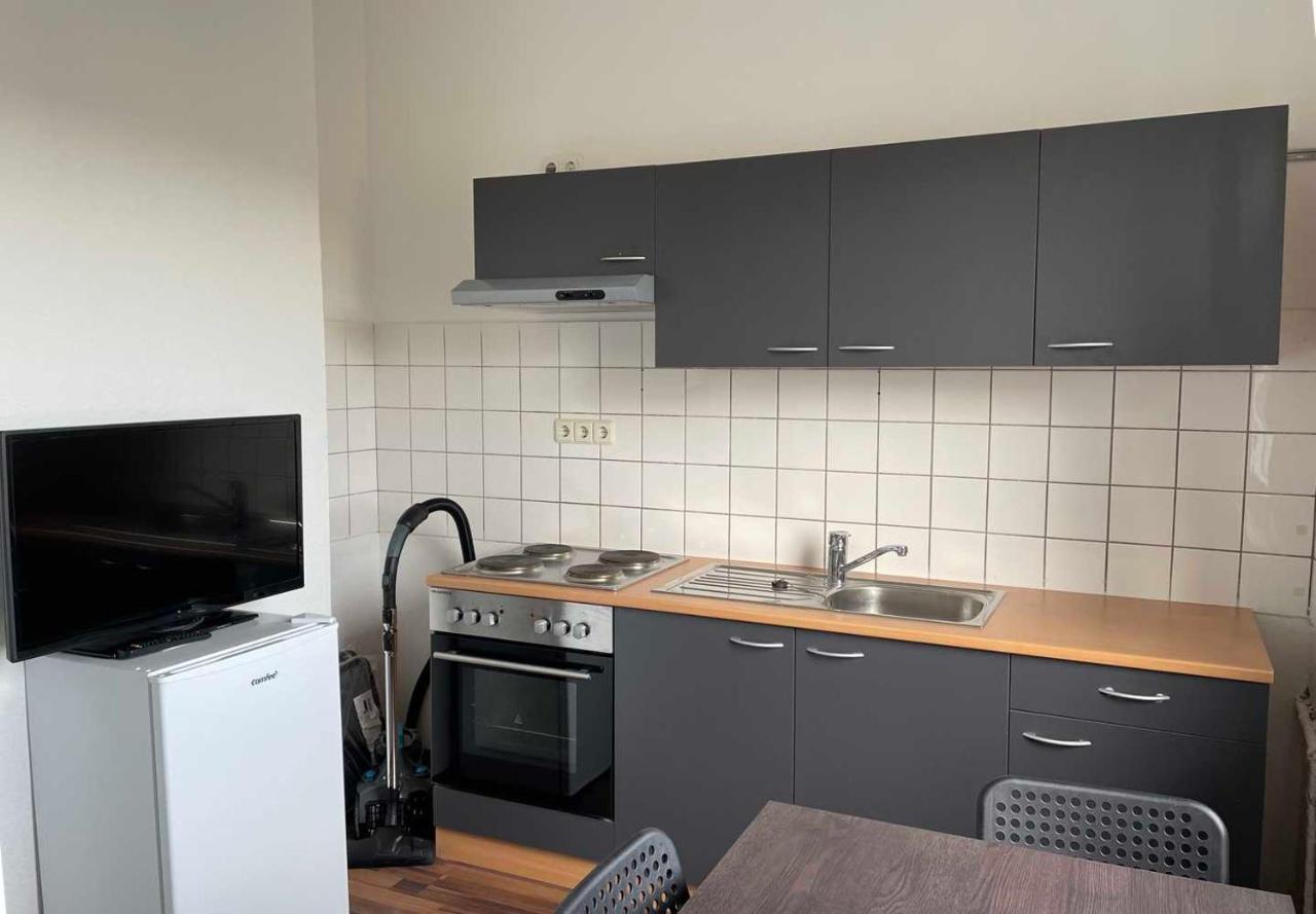 Apartment With 3 Rooms In Hürth Exterior foto